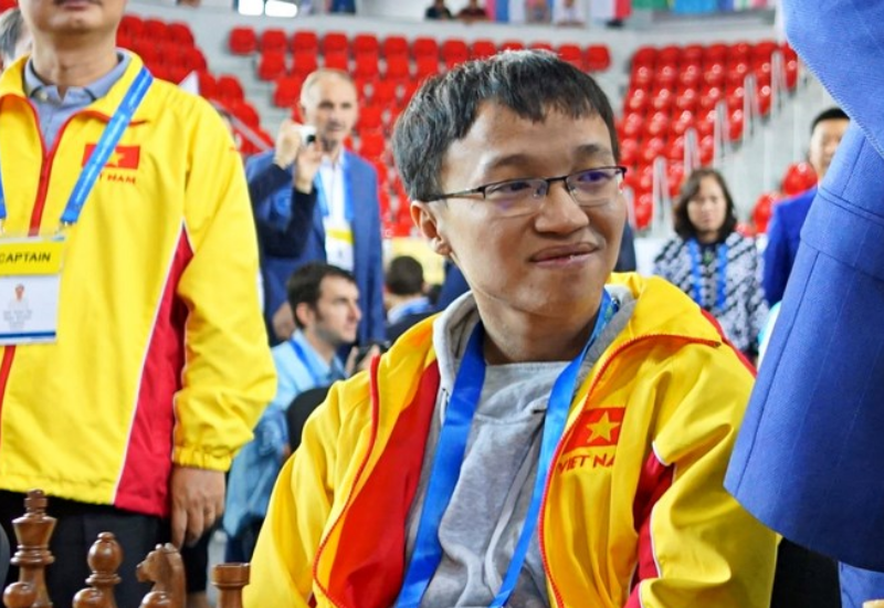 Loạt thi đấu cờ vua của đại hội SEA Games 31 ngày 10/5 có sự góp mặt của đại kiện tướng Nguyễn Ngọc Trường Sơn, anh là hạt giống số một cờ tiêu chuẩn nam, đứng sau lần lượt là Tuấn Minh, Yeoh Li Tan và Novendra Priasmoro.