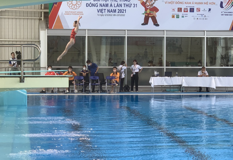 Sau khi đã hoàn tất các vòng đấu, bộ đôi đội tuyển nữ nhảy cầu Việt Nam Mai Hồng Hạnh và Ngô Phương Anh đã giành được huy chương bạc trong nội dung chung kết nhảy cầu mềm đôi 3m.