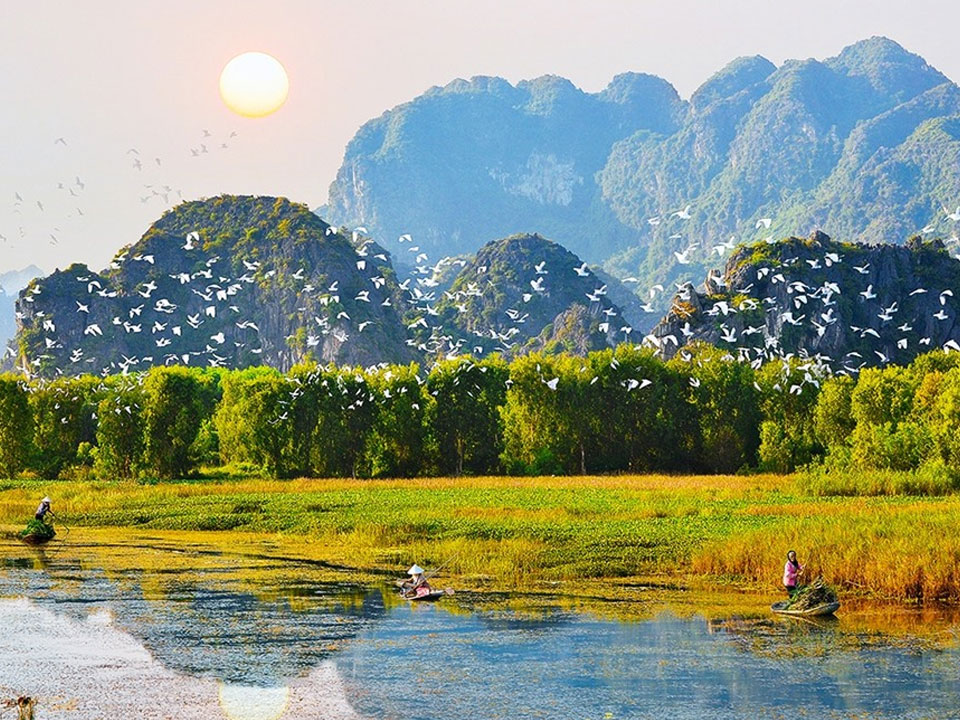 du lịch Ninh Bình-đầm Vân Long