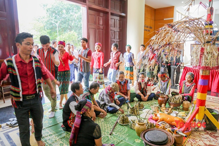Du lịch Quảng Trị trong tay với những địa điểm hấp dẫn, mang đậm dấu ấn lịch sử và thiên nhiên hoang sơ, hứa hẹn trải nghiệm đáng nhớ cho bạn.