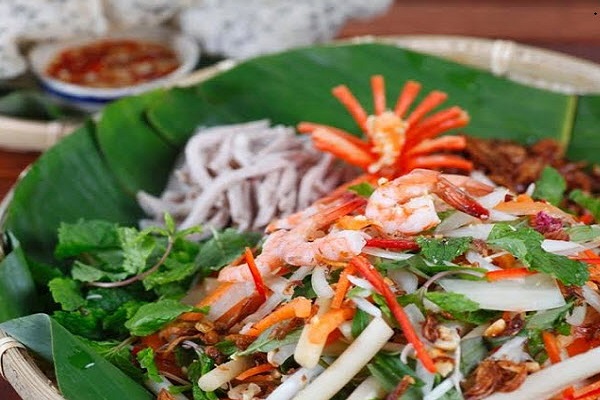 gỏi ngó lục bình