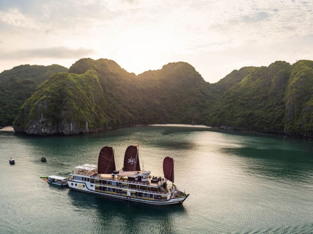 du lịch địa điểm Hải Phòng-du thuyền