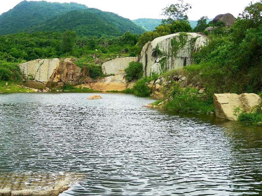 Hồ Latina