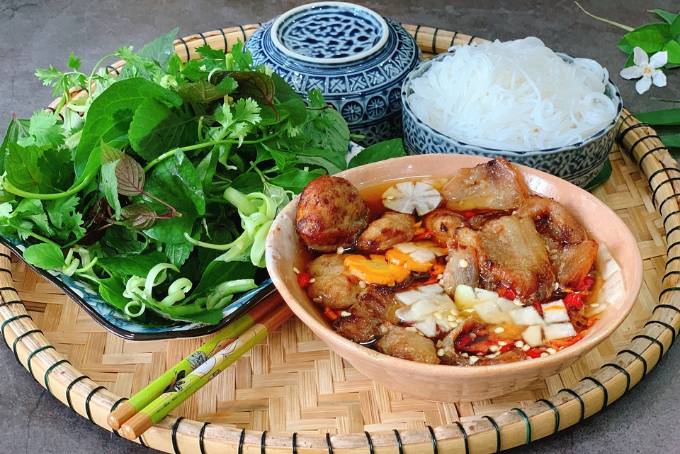 khu du lịch bến xưa-bún chả Hà Nội