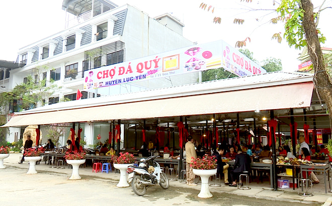 Tất tần tật về du lịch Yên Bái-chợ Đá Quý